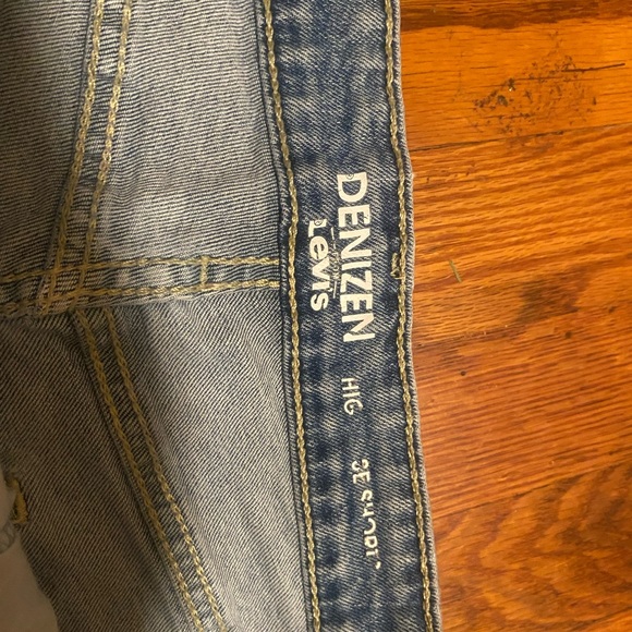 Denizen High Rise Jean Shorts, Size 16 - Picture 2 of 2